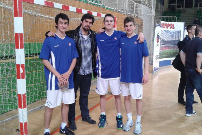 Ilustračný obrázok k článku Považská Bystrica mala troch basketbalistov v reprezentácii: TAKTO ich videl tréner!