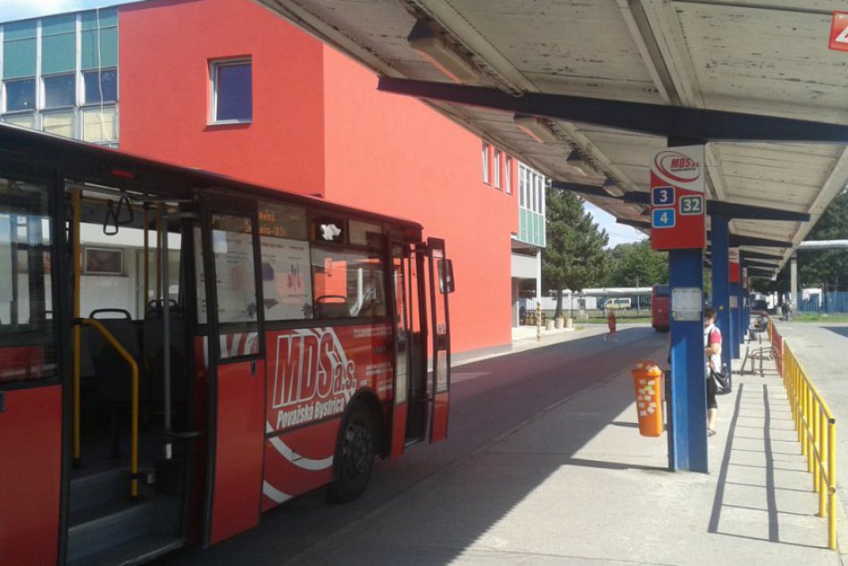Ilustračný obrázok k článku Autobusovú stanicu v Považskej čaká rekonštrukcia: Čo všetko má byť nové? FOTO