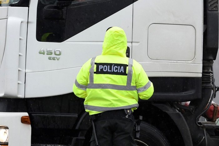 Ilustračný obrázok k článku Poľský kamionista skončil v cele: OBVINENIE vzniesla považskobystrická polícia