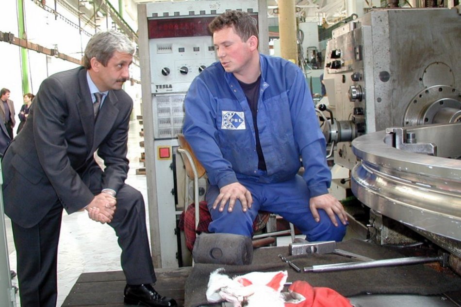RETRO: Bývalý premiér Mikuláš Dzurinda počas návštevy Považskej Bystrice