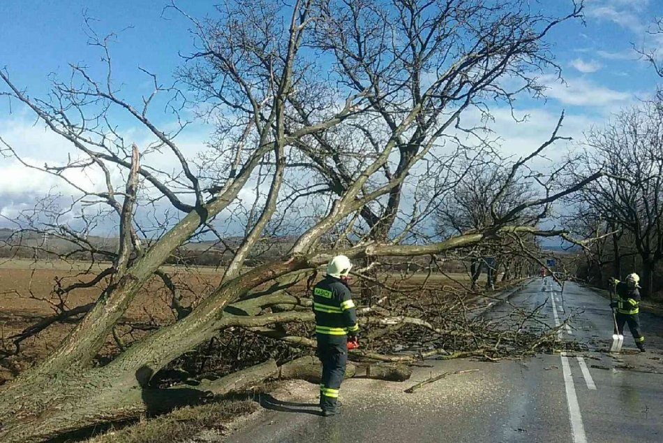 FOTO: Víchrica Ylenia spôsobila v Trenčianskom kraji takéto škody